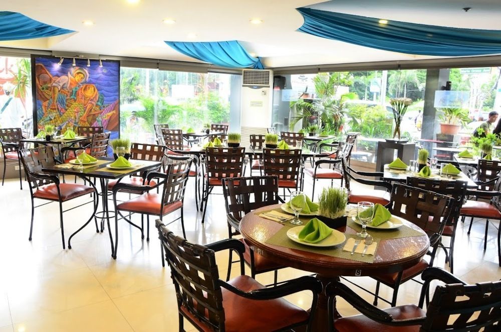 Comfy Manila-kalaw Hotel